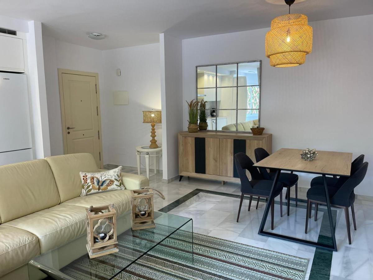Marbella Playa Residencial Con Piscina Appartement Buitenkant foto