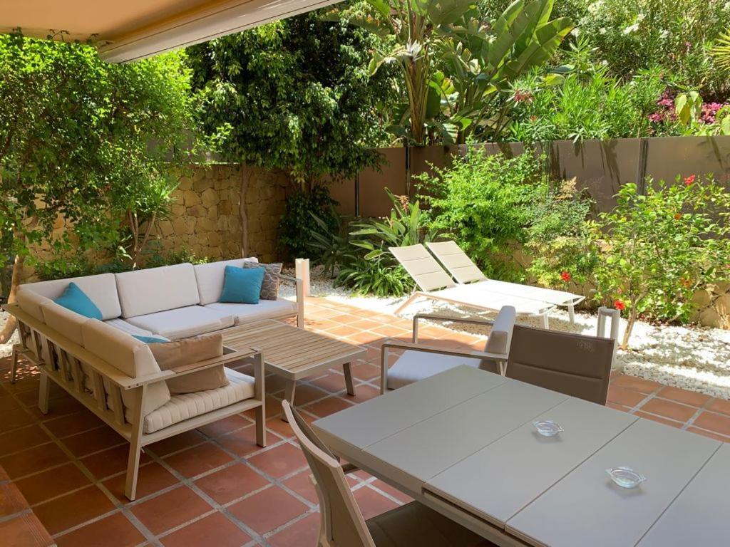 Marbella Playa Residencial Con Piscina Appartement Buitenkant foto