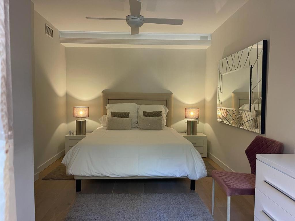 Marbella Playa Residencial Con Piscina Appartement Buitenkant foto